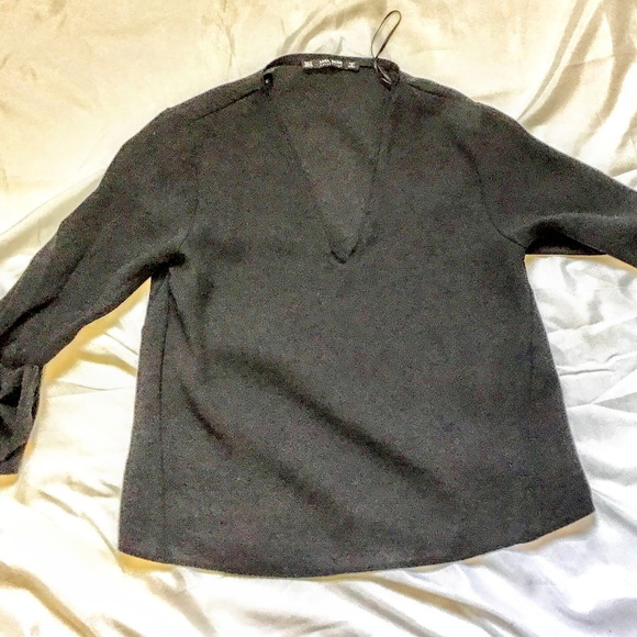 Zara Tops - Zara Black Bow Long Sleeve Top Zara Tops - Zara Black Bow Long Sleeve Top